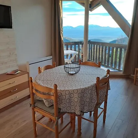 T3 Avec Balcon * Фон-Ромё